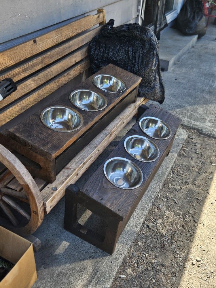 Doggie Food Bar