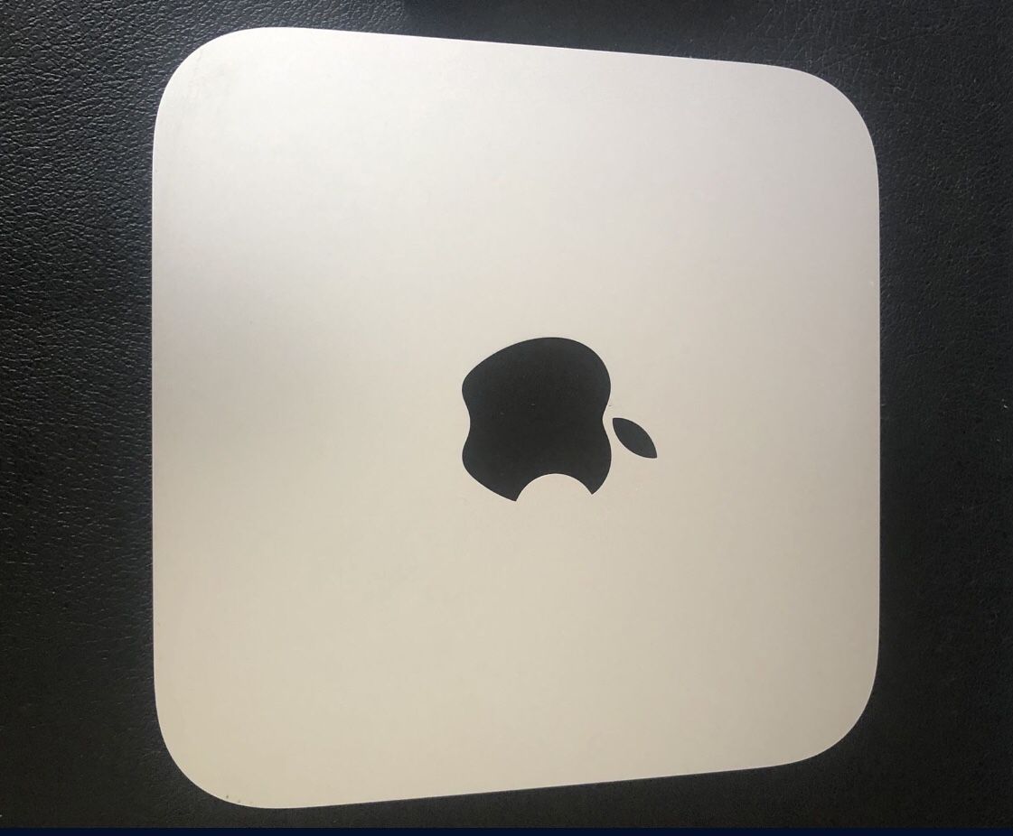 Mac mini late 2014 With Cinema Diaplay