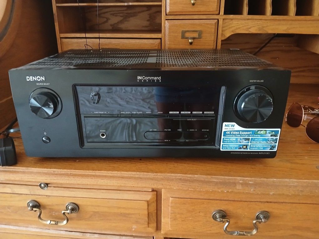Denon A/V Receiver & Amplifier AVR2112CI