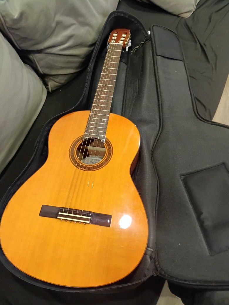Yamaha Guitar