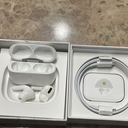 Apple AirPods Pro (2nd Gen) 