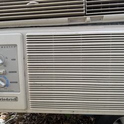 Window Ac And Heater 