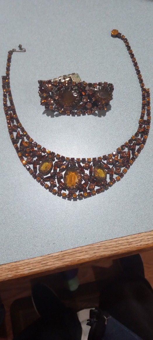 Vintage Jewelry 