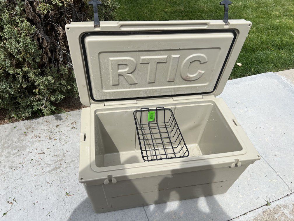 RTIC 110 QT Ultra-Tough Cooler Hard Insulated Portable ice box, Camping, picnic