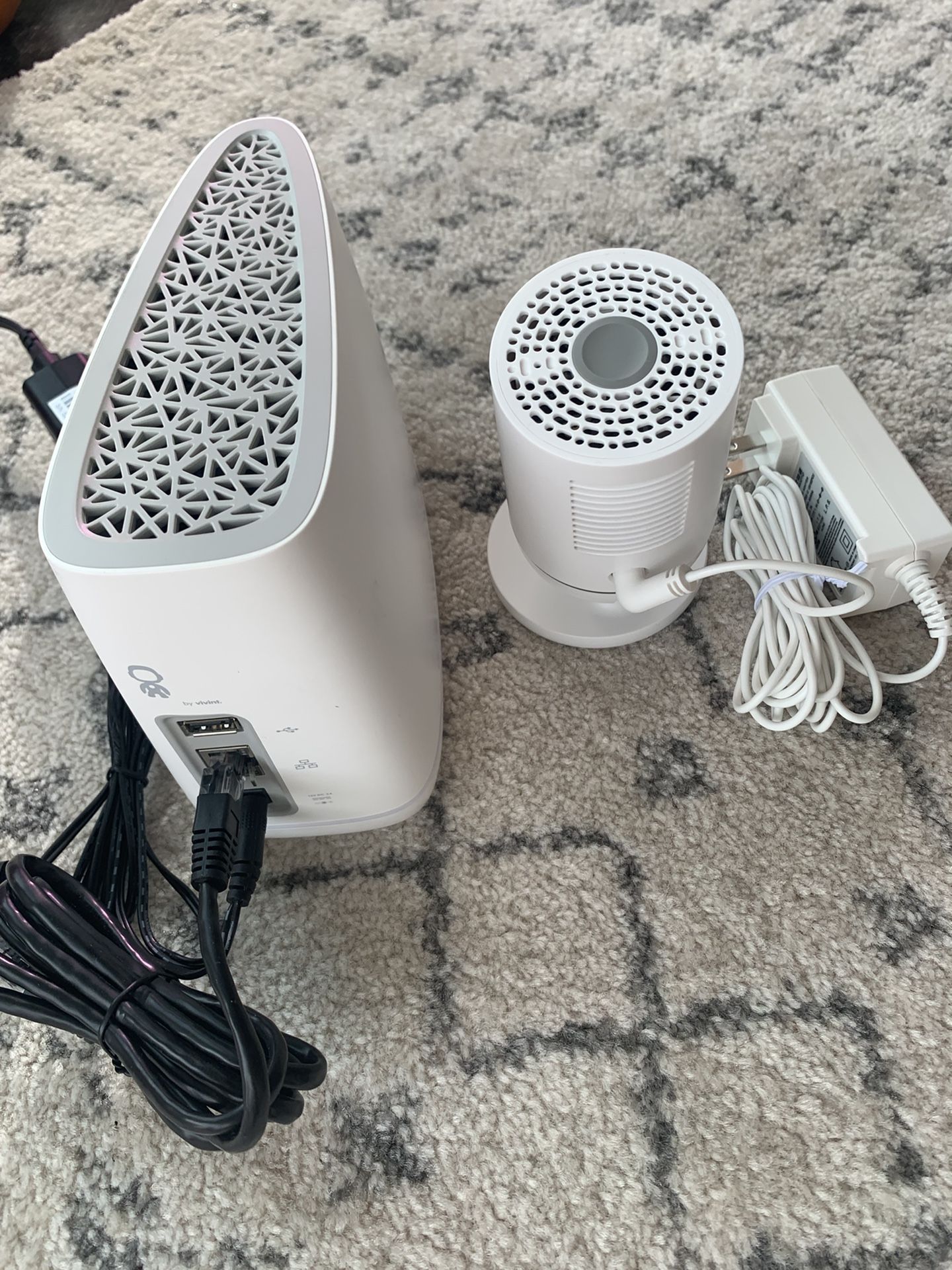 Vivint Ping Camera VCAM1 Security Camera 1080P 2 Way Voice for Sky