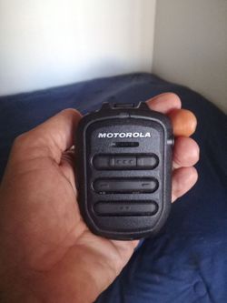 Motorola wireless radio speakers