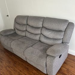 Couch With 2 Reclining Seats