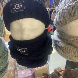 Ugg Beanie & Scarf Set 