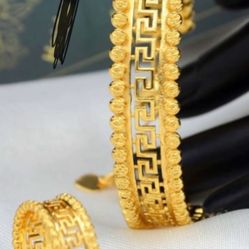 Bracelet Set Plated 21 K Gold