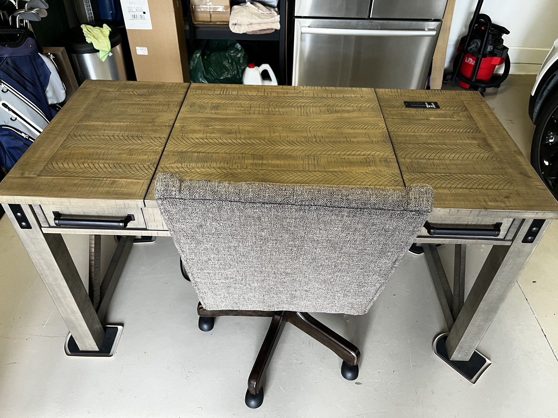 Office Desk With Manual Lift For Standing