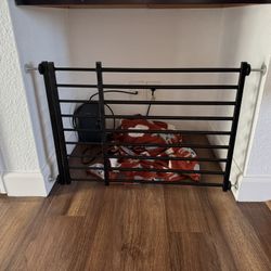 Pet Gate With Sliding Door