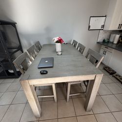 Gray Extendable Table And 6 Chairs 