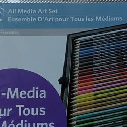 All Media Art Set Brand new in the sealed box 126 PC