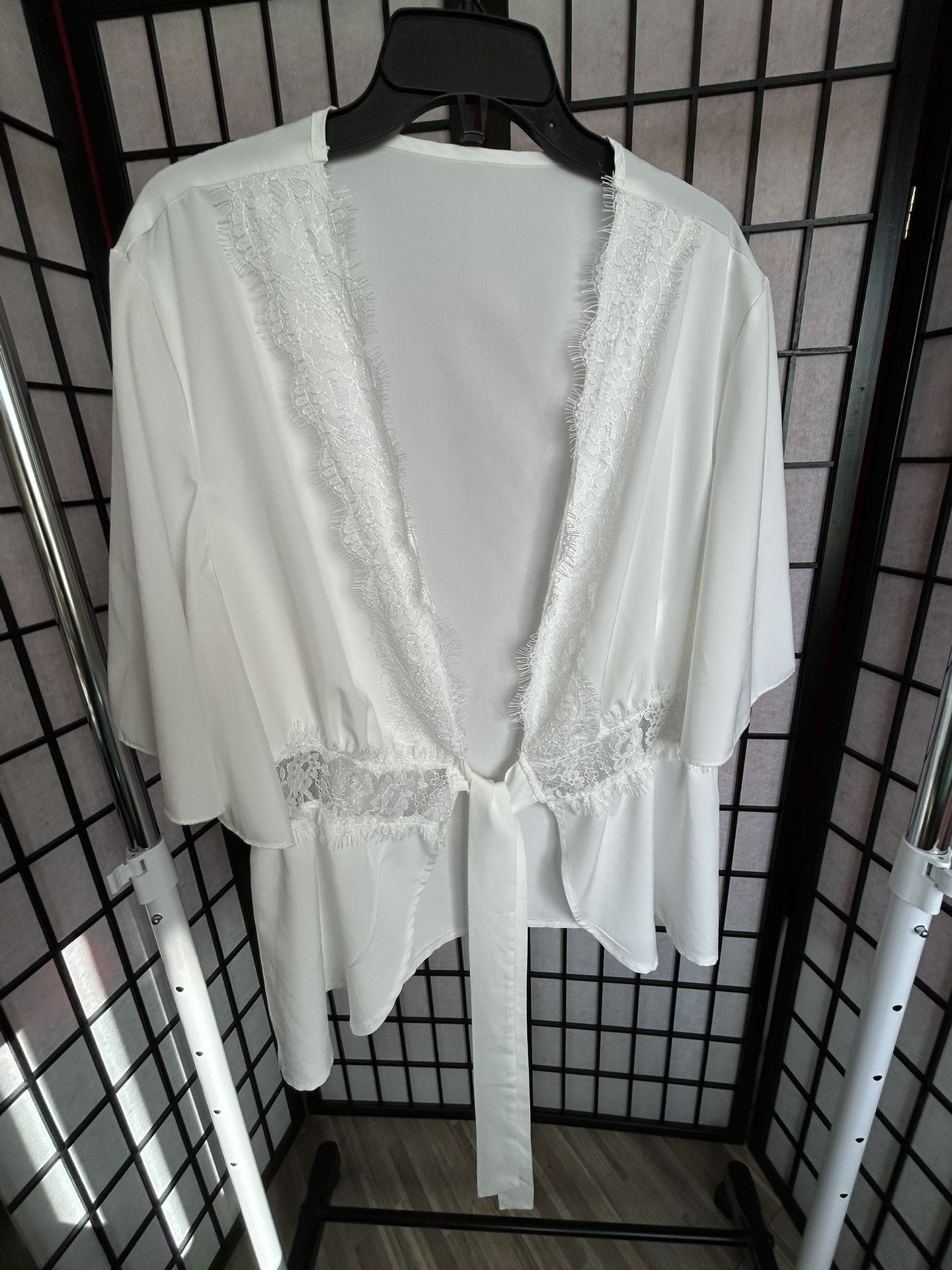 Front tie Crop Shrug