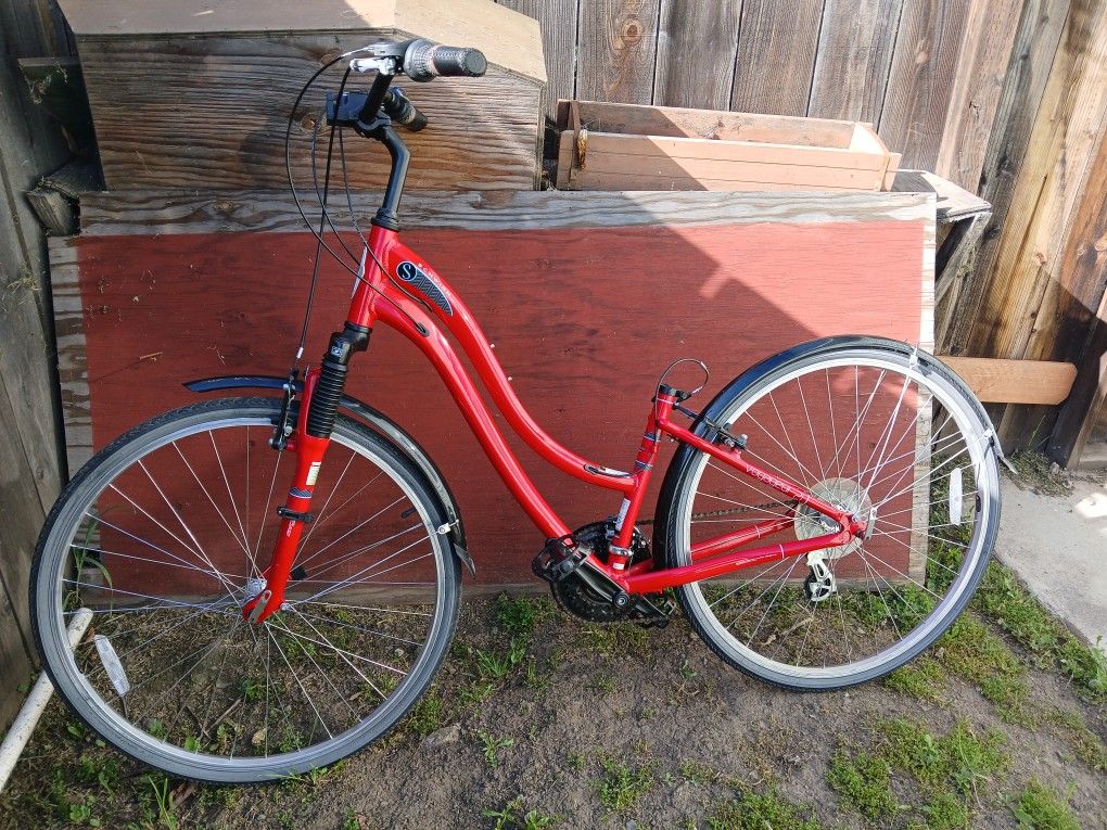 Women's Schwinn Voyaguer 21 