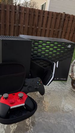 Xbox Series X Bundle