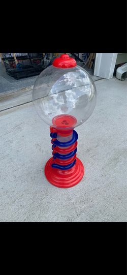 Gum dispenser