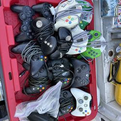 Xbox Dreamcast 3do VGA And PS3 Controllers