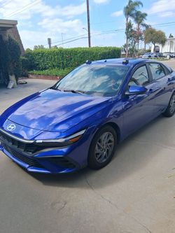 2025 Hyundai Elantra Hybrid