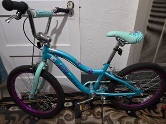 Girls bike