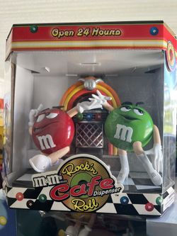 M&M Dispenser 
