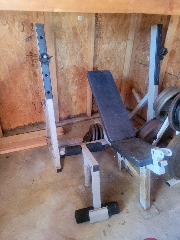 COMPLETE GYM SET. READ DESCRIPTION CAREFULLY $900 FIRM