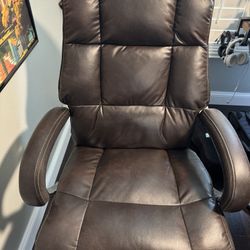 Executive Swivel Desk Chair -  (Allen/North Dallas)