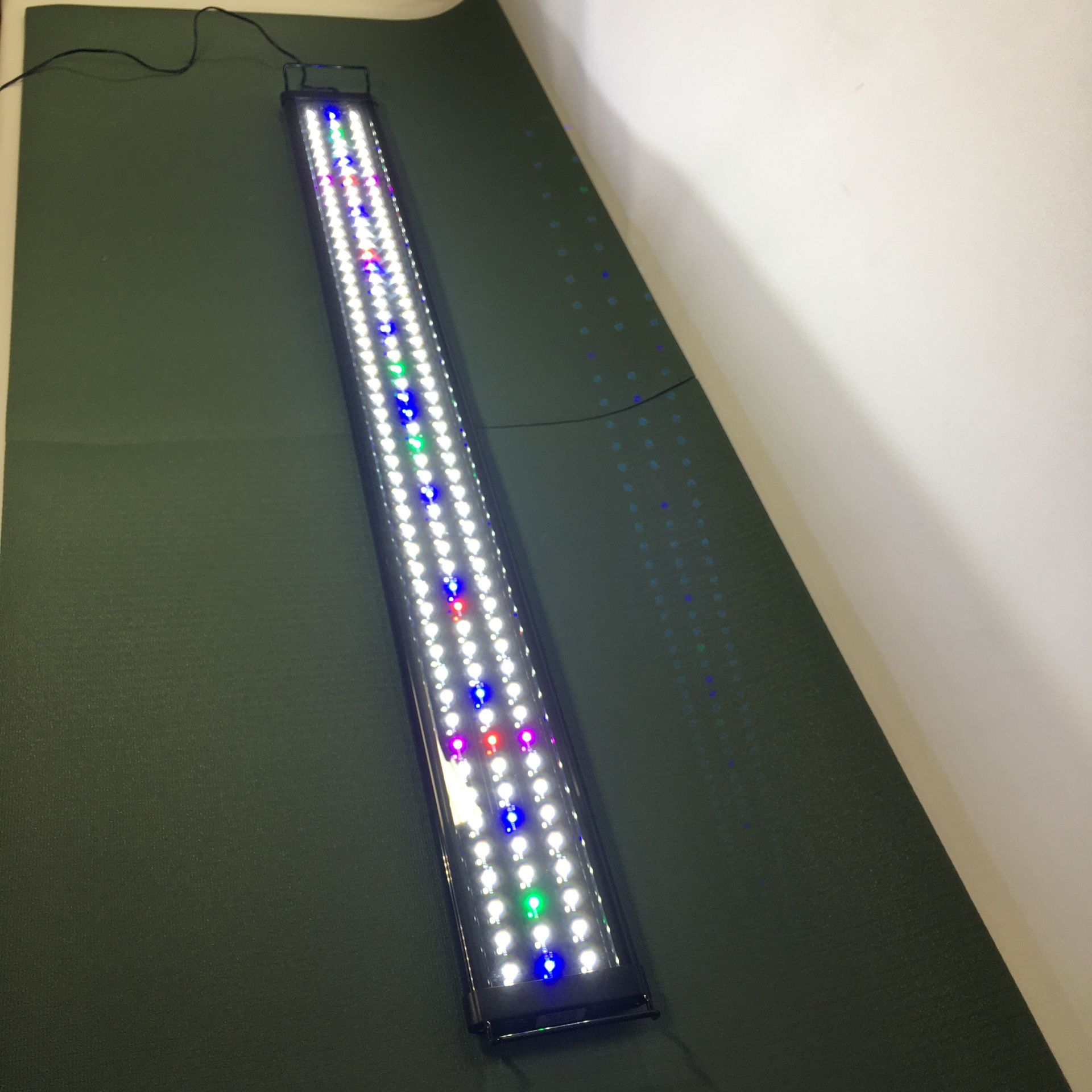 48 Inch Full Spectrum Aquarium Fish Tank Light. Dual Modes