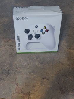 Robot White XBOX Controller New In Box