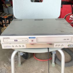 DVD VHS Combo Player