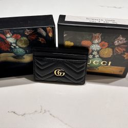 Gucci GG Marmont Card Case