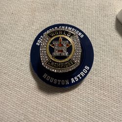 HOUSTON ASTROS 2017 WORLD SERIES CHAMPIONS RING