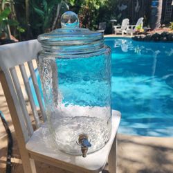 Beautiful Heavy Glass Drink Dispenser Brand NEW