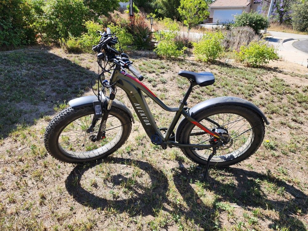 AVENTON ADVENTURE Ebike Electric Bike 750 Watts