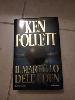 Montón de Libros de Coleccion