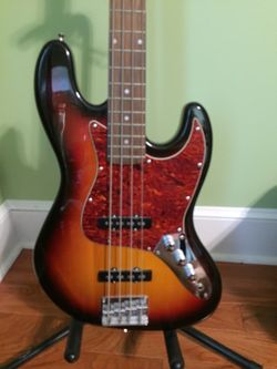 Photogenic jazz bass deals