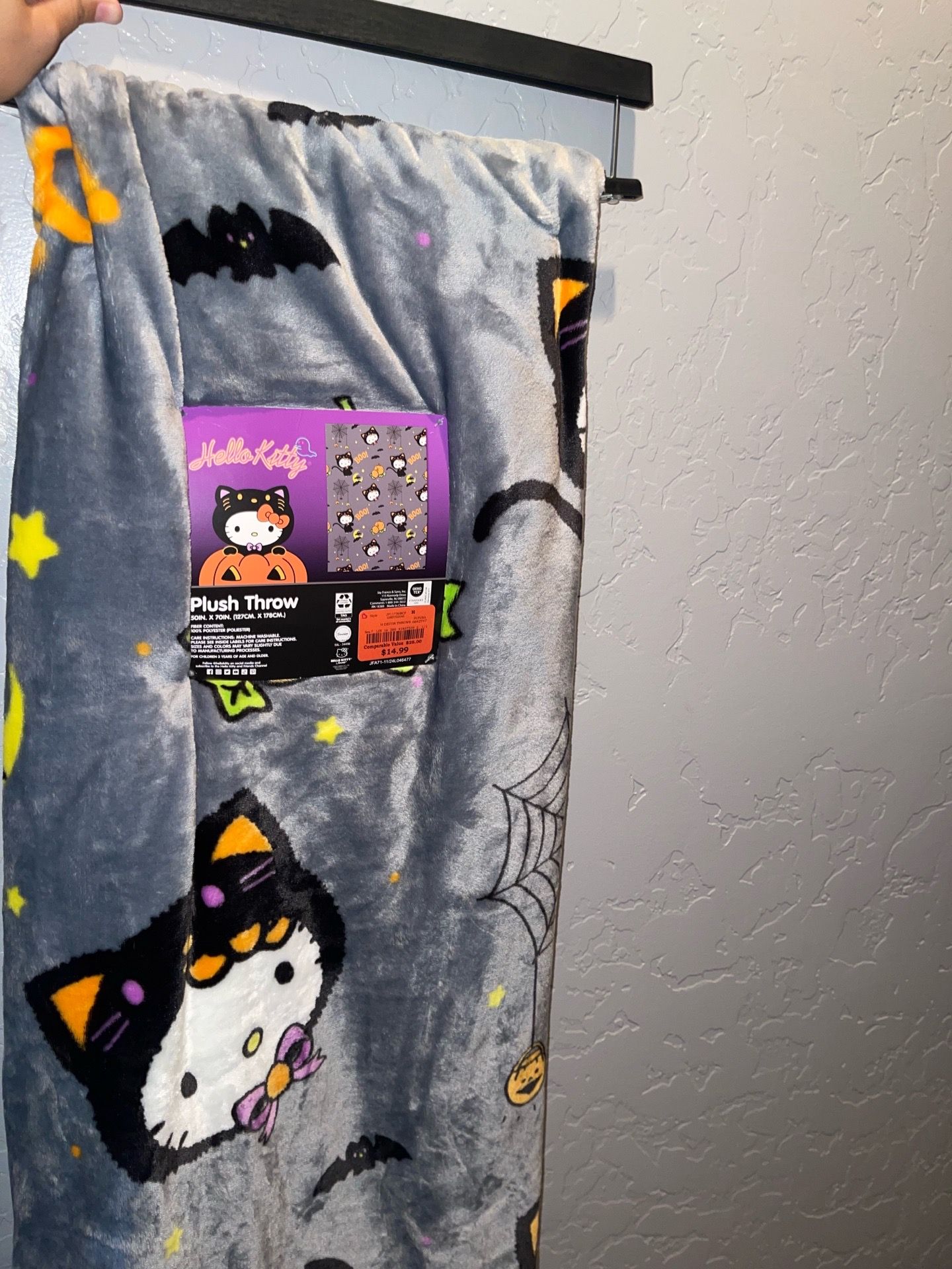 Hello kitty cat Halloween blanket new
