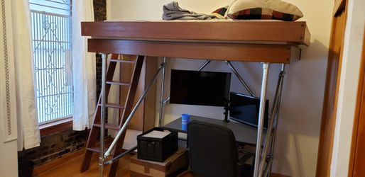 Loft bed - full sized