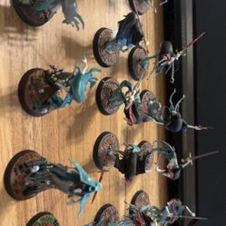 Warhammer Nighthaunt Bladehesit Revenants / Nighthaunt Myrmorun Banshees