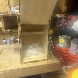 Squirrel Nesting Box