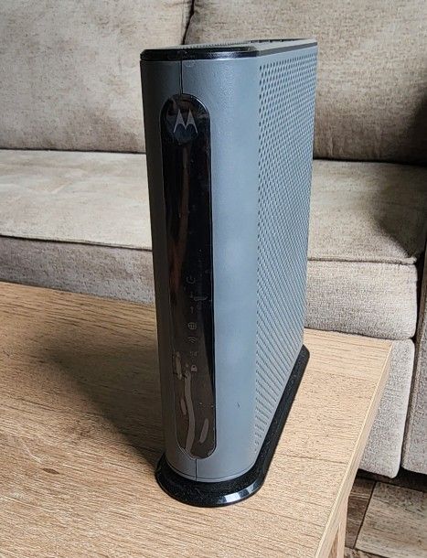 Motorola MG7550 Wi-Fi Modem/Router