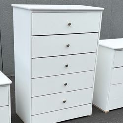 White Chest 5 Drawer Dresser New