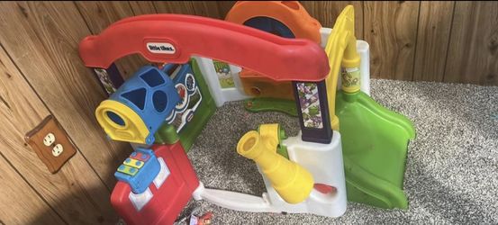 Little Tikes Garden Activity Center