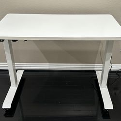 Electric Height-Adjustable Standing Desk – 43′′ x 24′′ (VIVO) 1 of 2