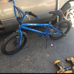 MONGOOSE 20” BMX BICYCLE 