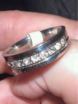 Stainless steel wedding ring man size 10, NEW