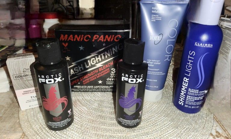 2 Arctic Hair Dye Colors+Bleach Kit+More