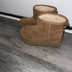 Platform Uggs