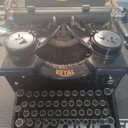 Antique Royal Typwriter - MAKE OFFER