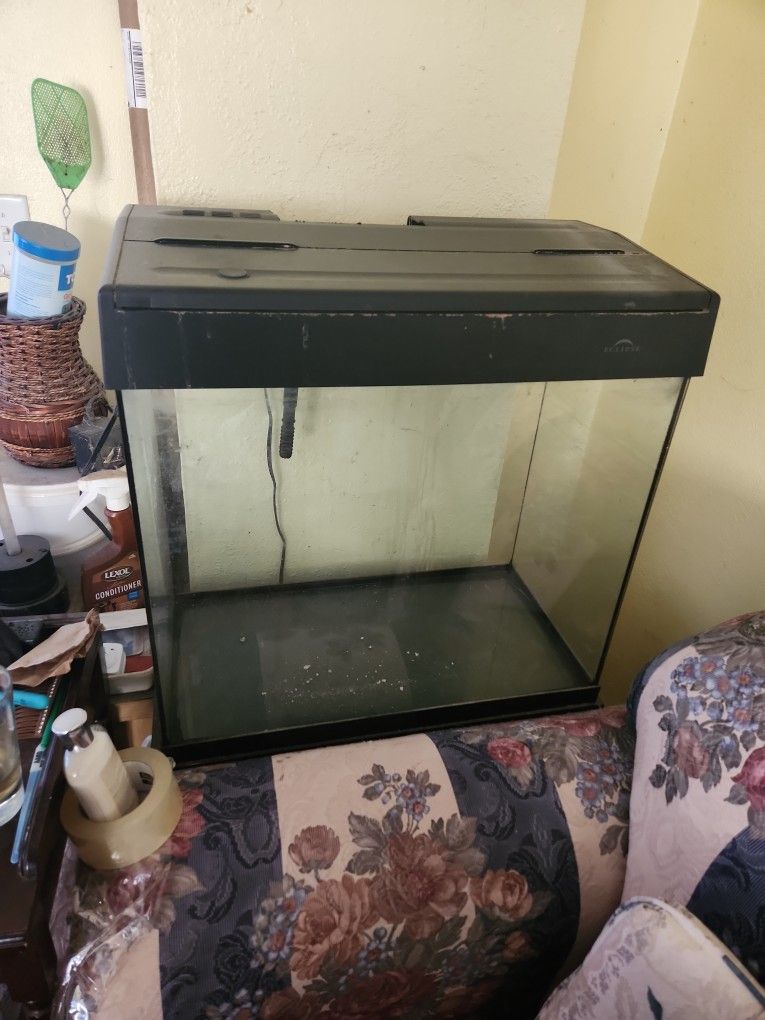 20 Gallon Eclipse Aquatic Tank W/stand